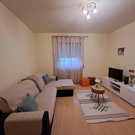 Apartment Sweet *
